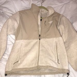 Tan Northface Woman’s Fleece